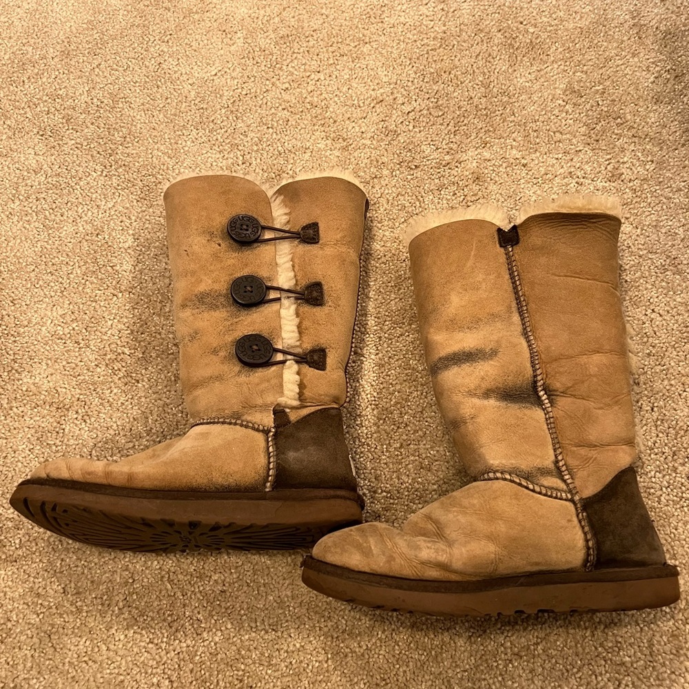 Womens Uggs 7